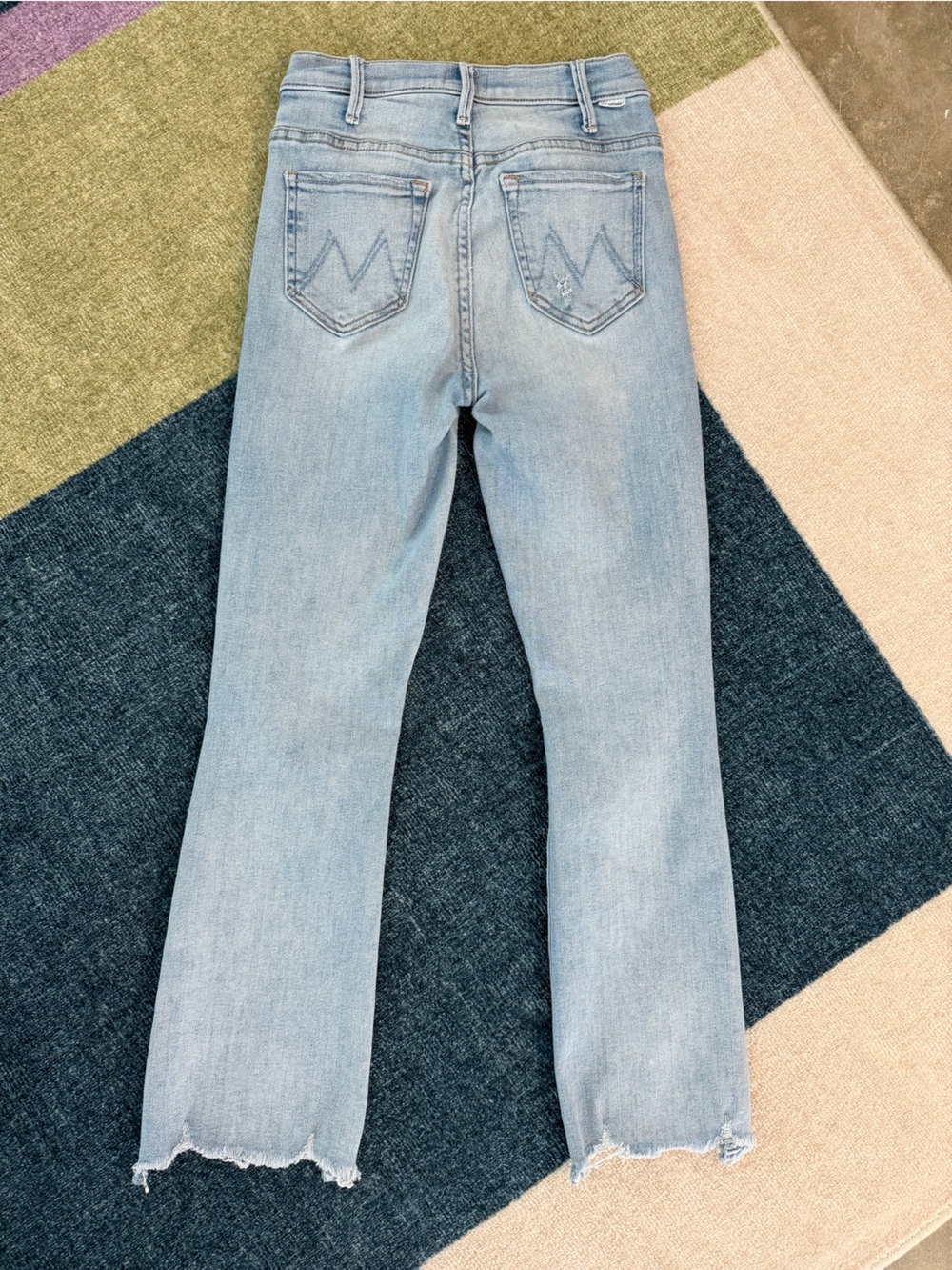MOTHER The Hustler Ankle Chew Jeans in Petal Plucker - Picture 9 of 15